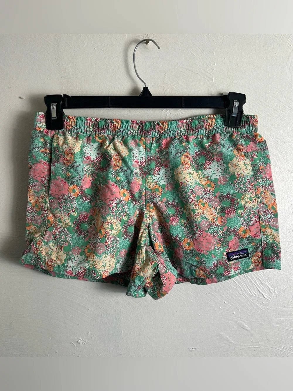 Patagonia Baggies Shorts Girls Size XXL